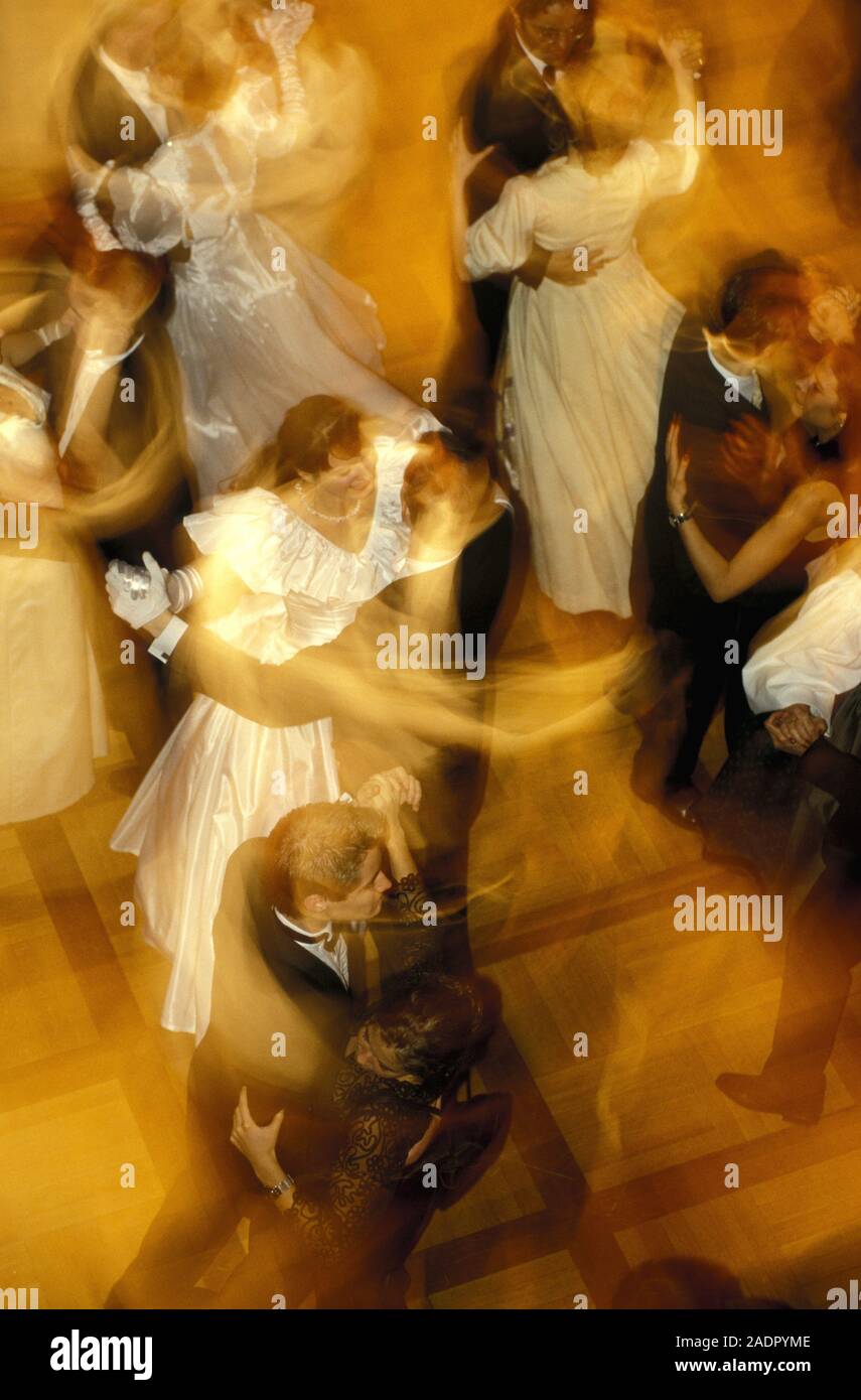 Ball dancing vienna hires stock photography and images Alamy