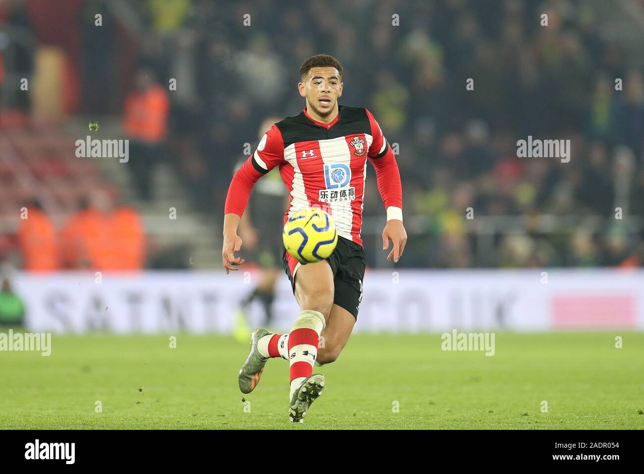 SOUTHAMPTON, ENGLAND - DECEMBER 4TH Southampton forward Che Adams during the Premier League match between Southampton and Norwich City at St Mary's Stadium, Southampton on Wednesday 4th December 2019. (Credit: Jon Bromley | MI News) Editorial Use Only Credit: MI News & Sport /Alamy Live News Stock Photo