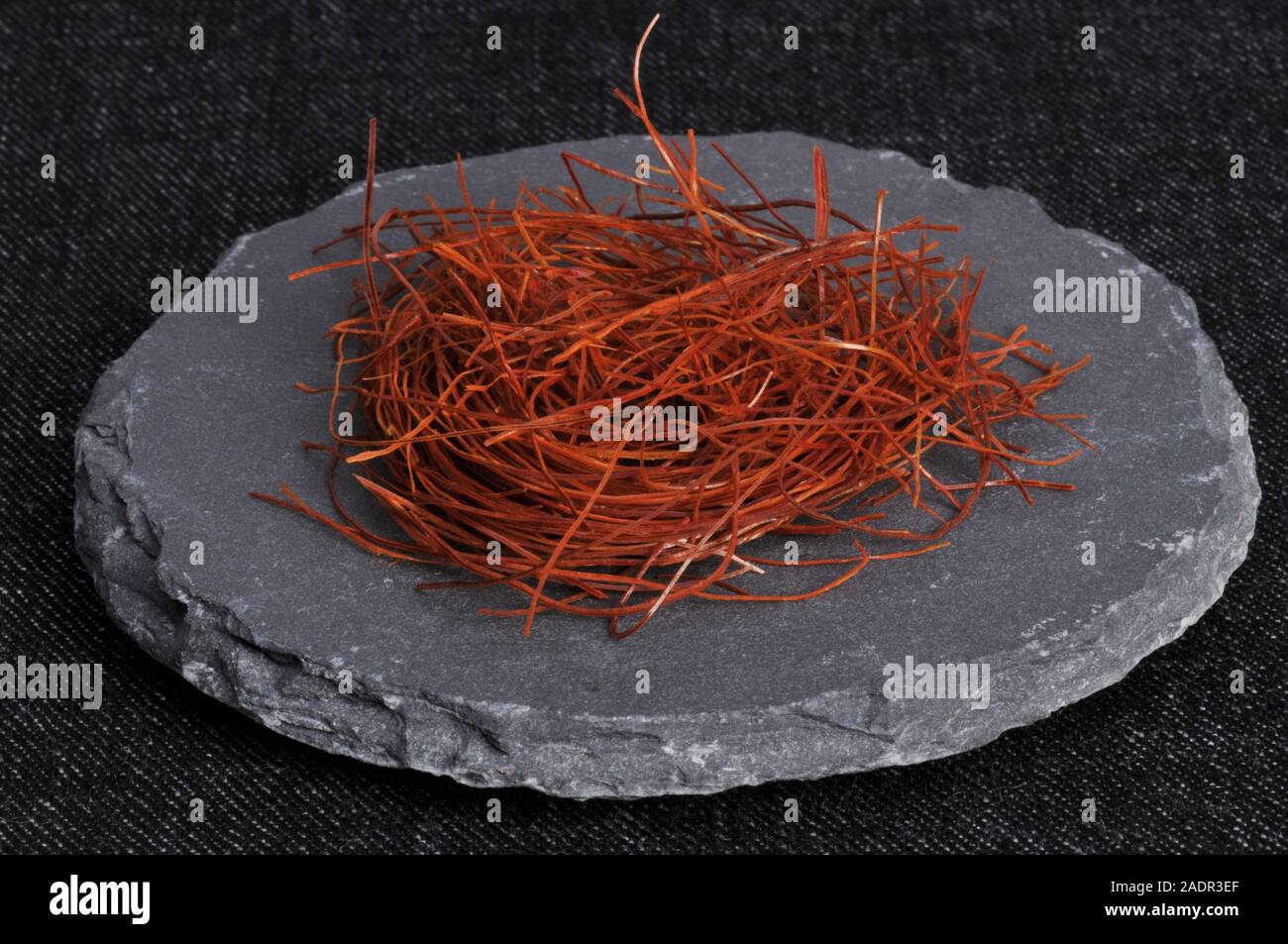 Chilifäden - Shredded Chilli Stock Photo - Alamy