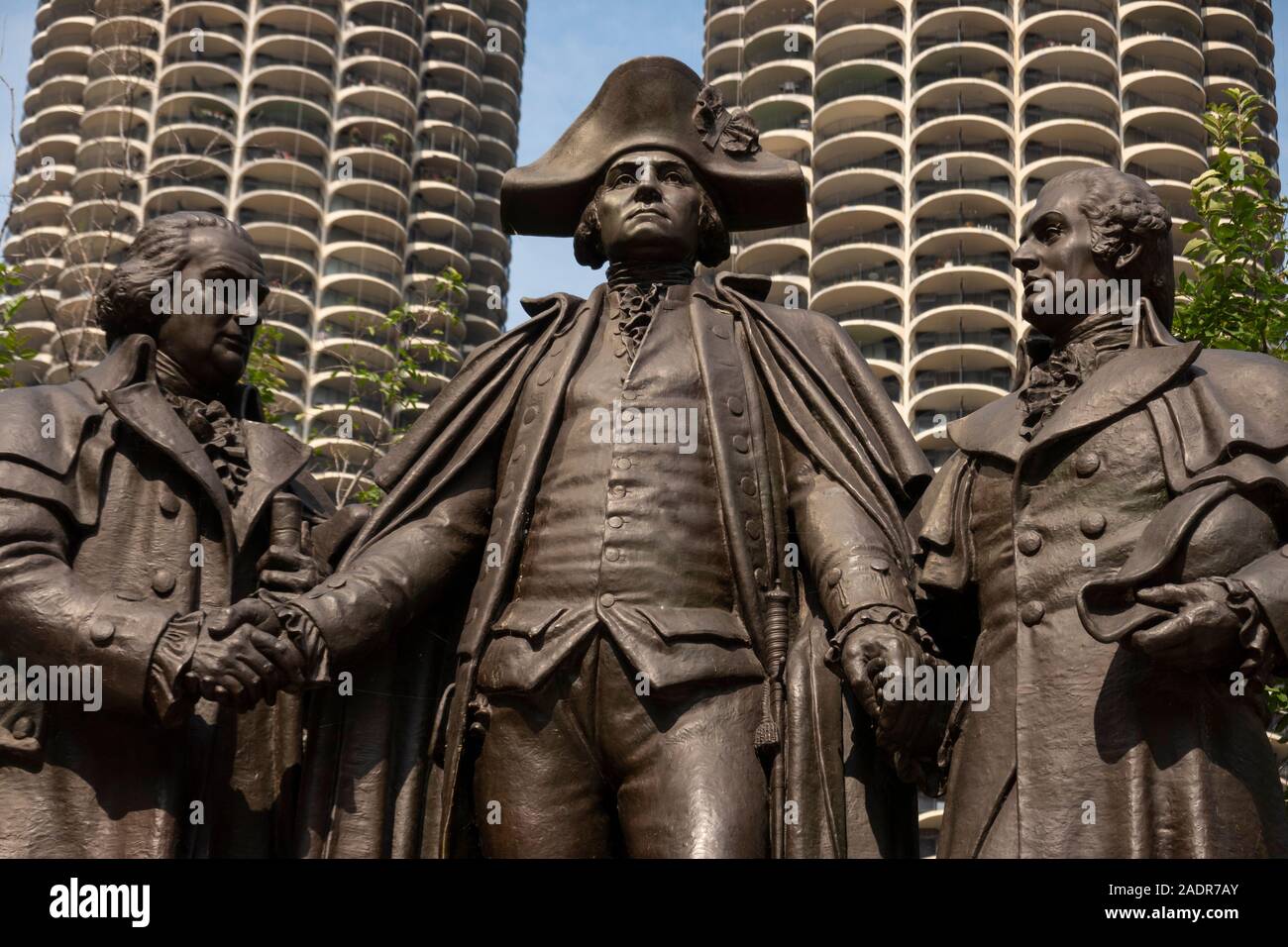 Heald Square Monument with George Washington, Robert Morris, Haym Salomon  in Chicago Illinois Stock Photo - Alamy
