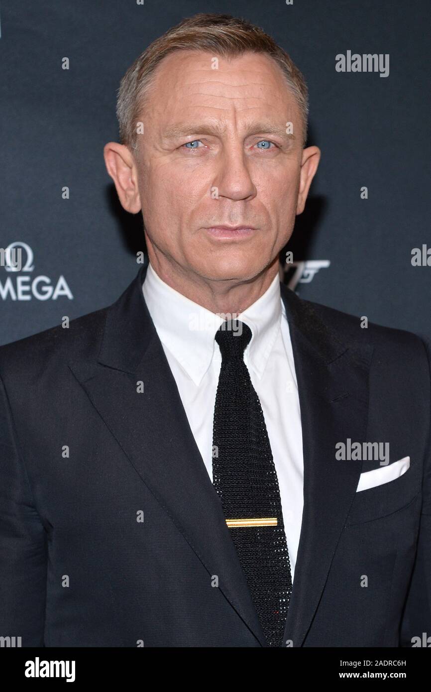 New james bond movie 2019 deals
