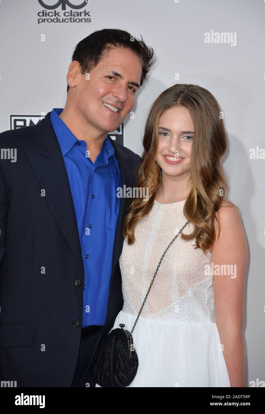 LOS ANGELES, CA. November 20, 2016 Businessman Mark Cuban & daughter Alexis Sofia Cuban at the