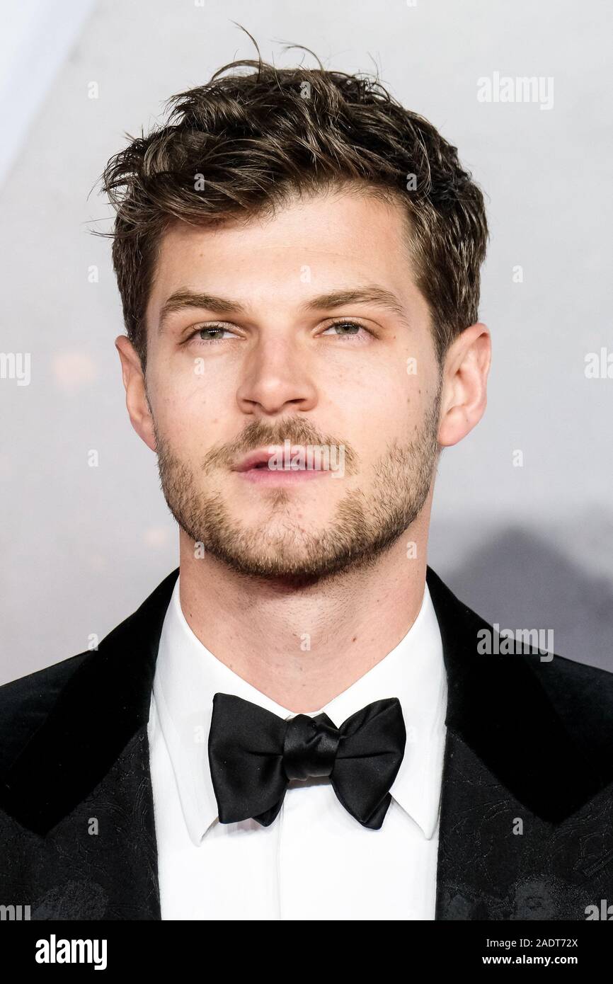 ODEON LUXE Leicester Square, London, UK. 4 December 2019.  Jim Chapman poses at The World Premiere of 1917 and Royal Film Performance. . Picture by Julie Edwards./Alamy Live News Stock Photo
