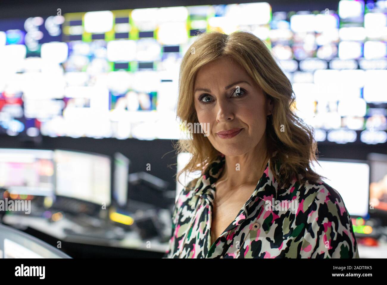 Alison Comyn, Irish television journalist and broadcaster. She currently presents Sky World News on Sky News. Photographed at Sky Studios in Osterley, Stock Photo