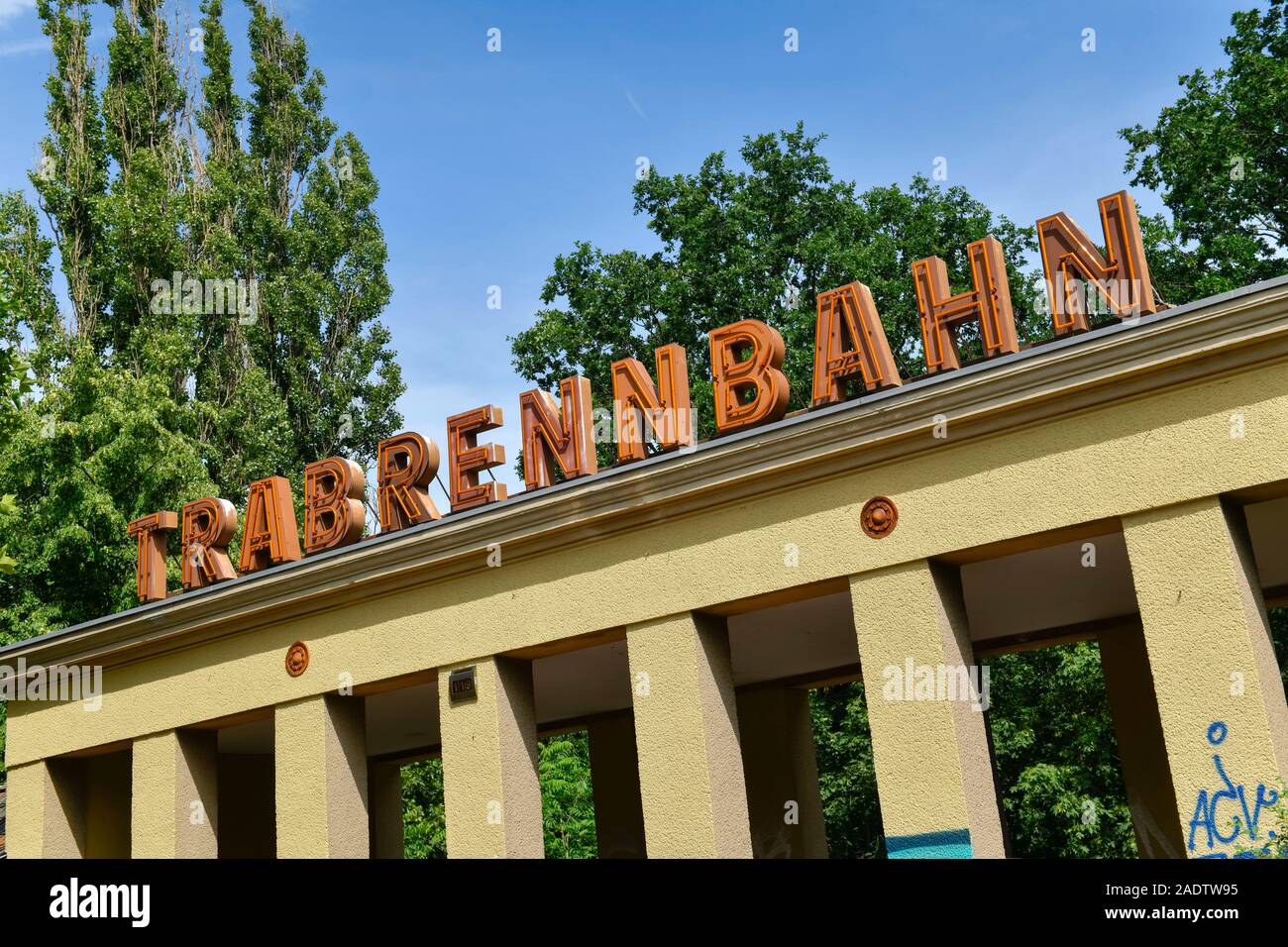 Eingang, Trabrennbahn, Karlshorst, Lichtenberg, Berlin, Deutschland Stock Photo