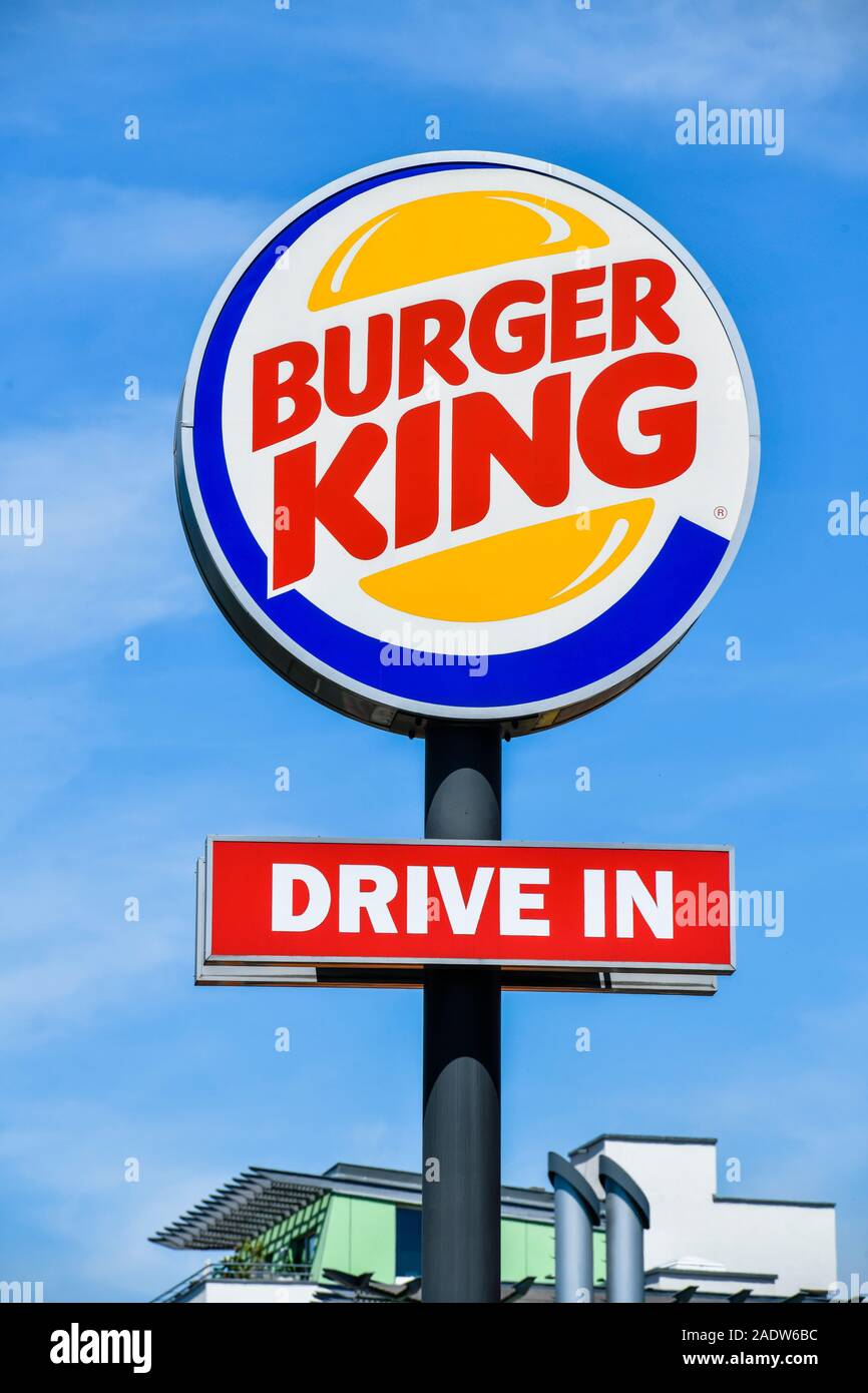 Burger King Buckower Damm Britz Neukolln Berlin Deutschland Stock Photo Alamy