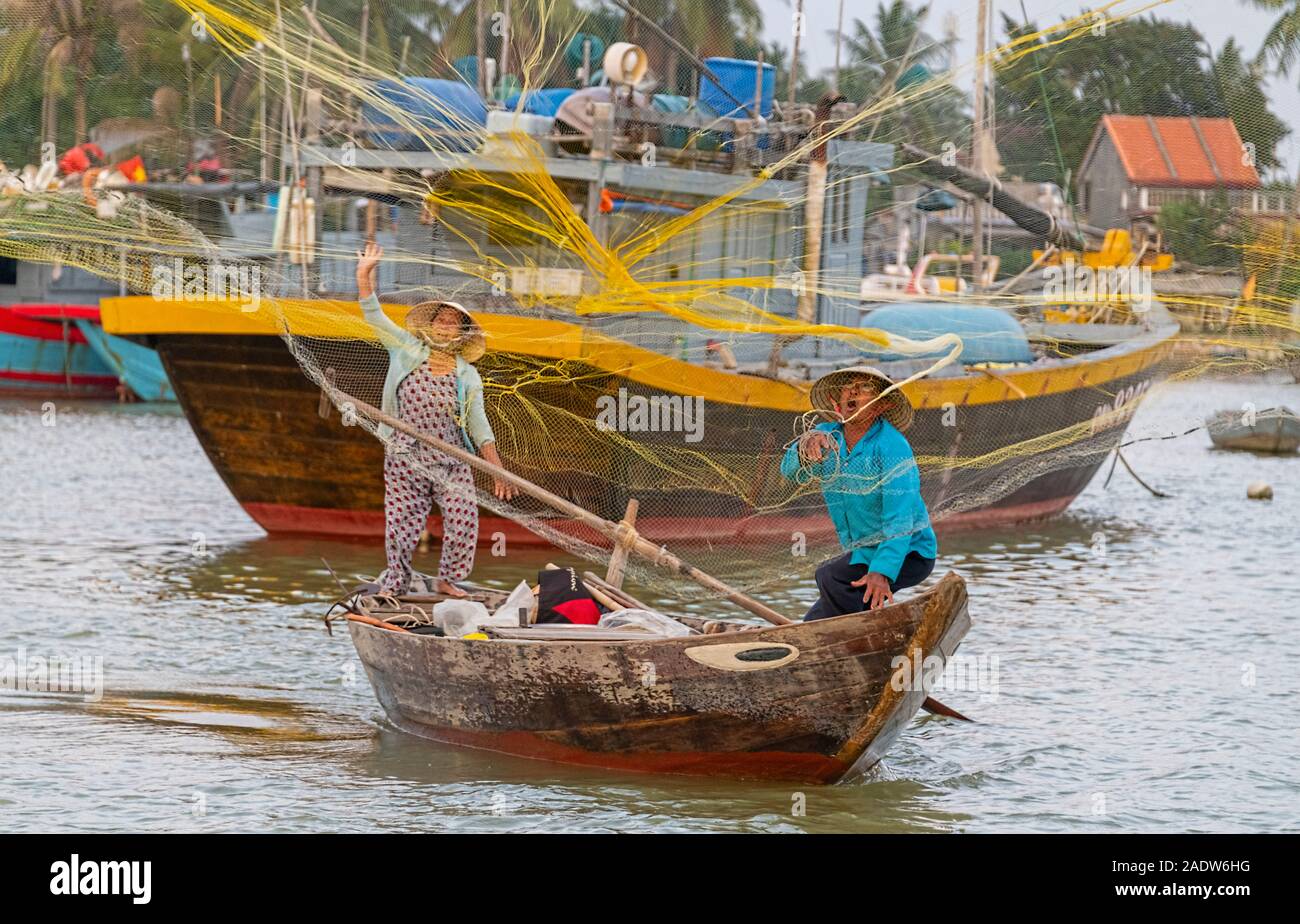 Fisherman quang nam province hi-res stock photography and images - Alamy