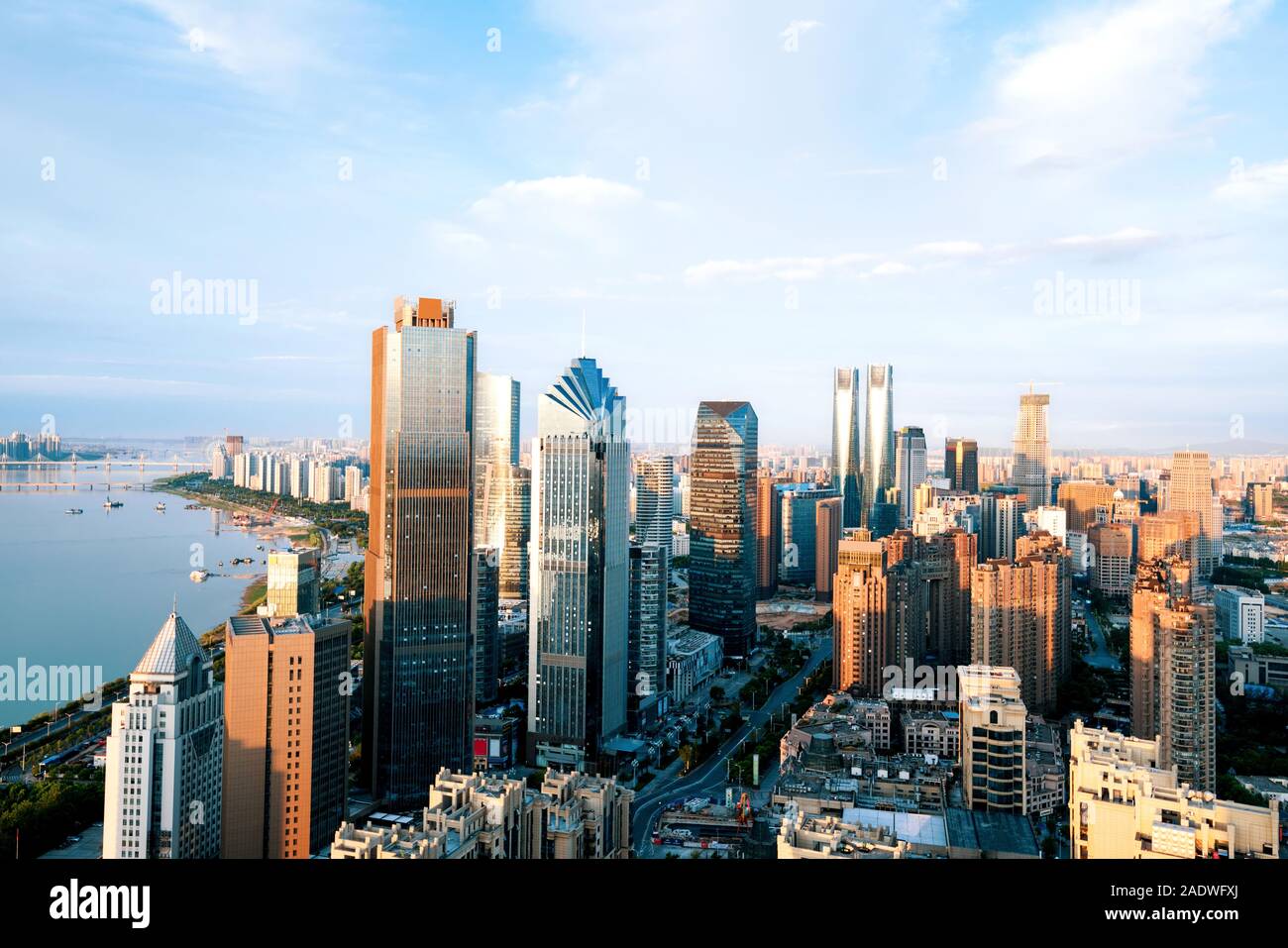 Shanghai tower china birds hi-res stock photography and images - Alamy