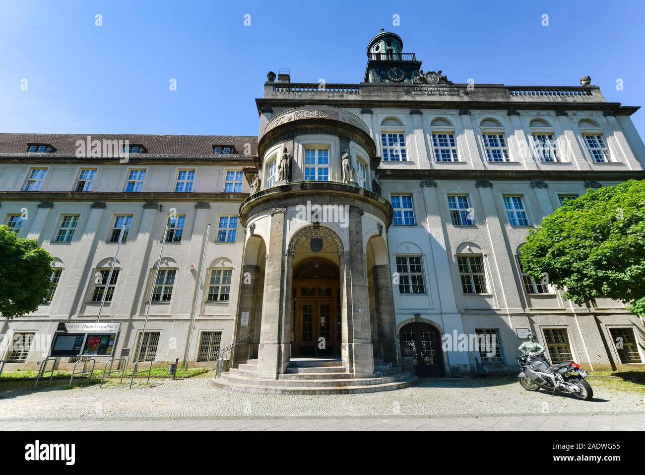 Treptower Rathaus, Neue Krugallee, Treptow, Treptow-Köpenick, Berlin, Deutschland Stock Photo