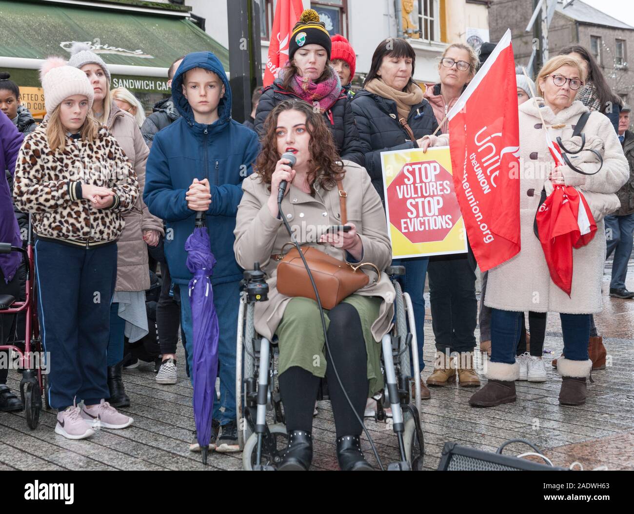 Cork City, Cork, Ireland. 05th December, 2019. Evie Nevin, Social Democrats speaking at the housing protest march organised by the Right2Housing group which was held in Cork and highlights the issue of the housing crisis and homelessness in Cork City, Ireland. - Credit; David Creedon / Alamy Live News Stock Photo