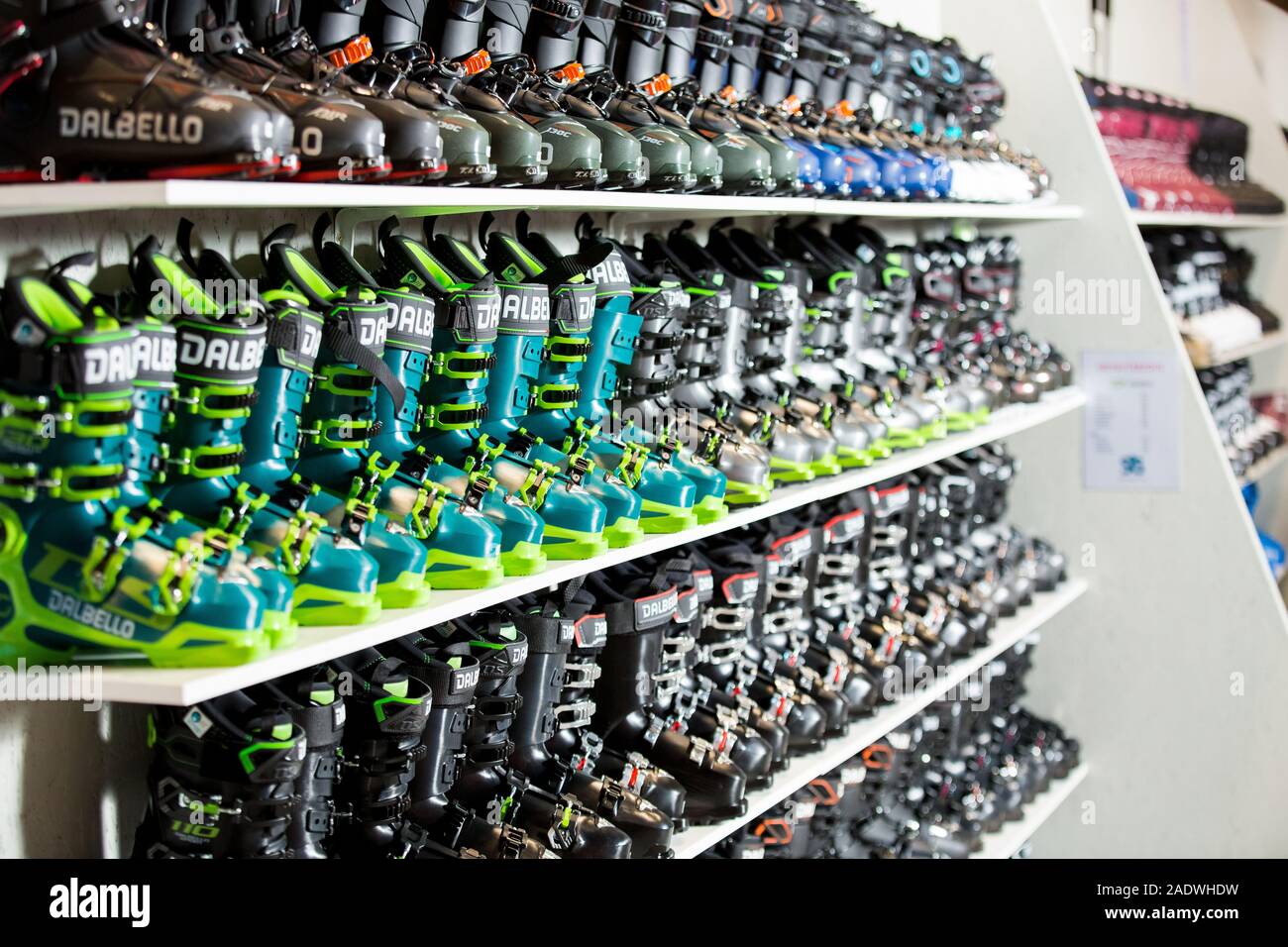 Sport gear ski hires stock photography and images Alamy