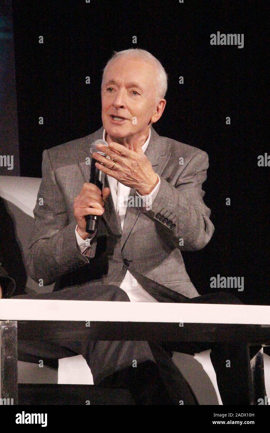 Los Angeles, USA. 04th Dec, 2019. Anthony Daniels 12/04/2019 “Star Wars: The Rise of the Skywalker” Press Conference held in Pasadena, CA Credit: Cronos/Alamy Live News Stock Photo