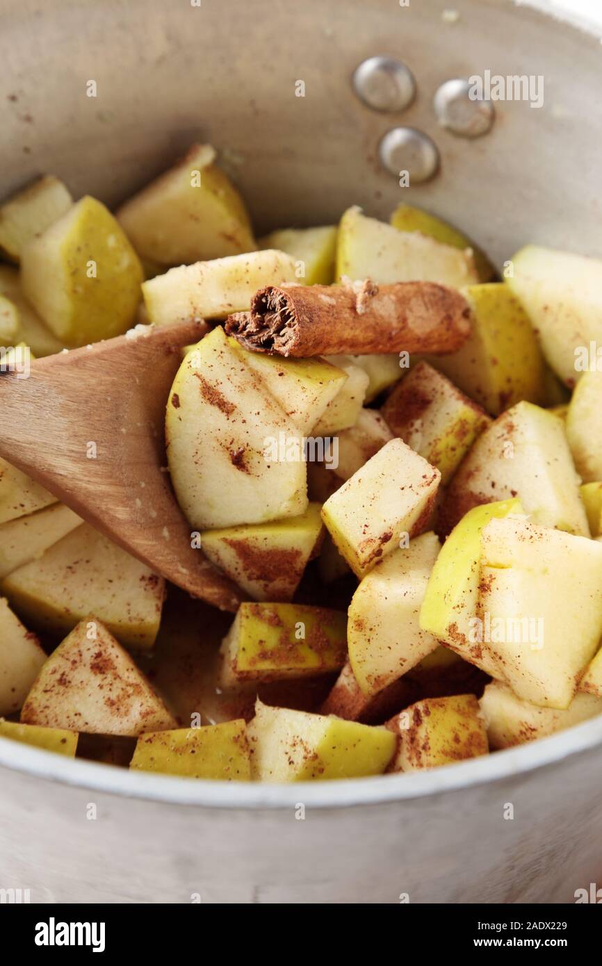 Apple, cinnamon and ginger compote recipe steps Stock Photo Alamy
