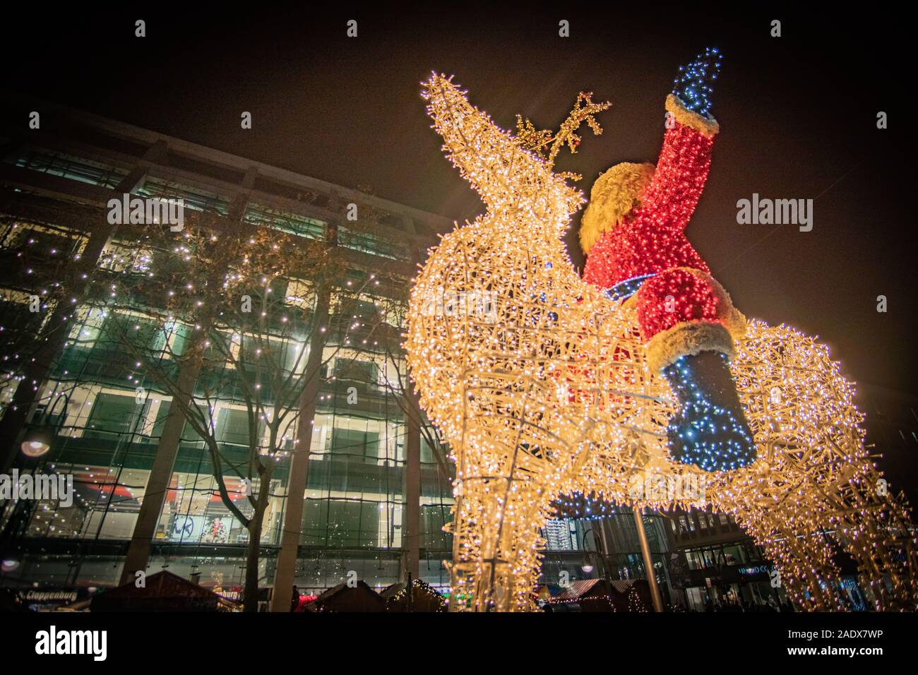 Beleuchtung Weihnachten Haus High Resolution Stock Photography and Images -  Alamy