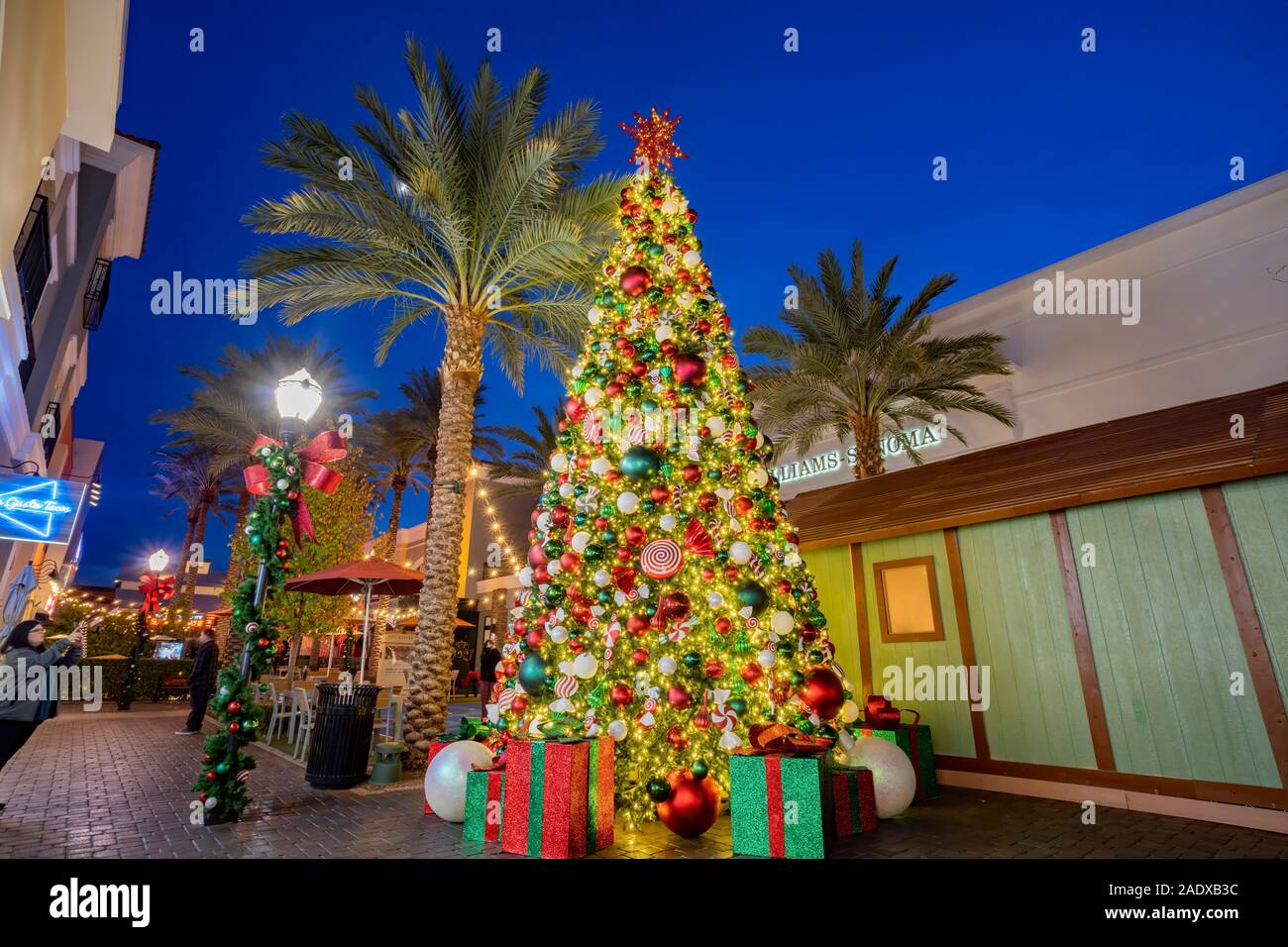 Las Vegas, DEC 2: Christmas Tree, Christmas lights, decoration of The District at Green Valley Ranch on DEC 2, 2019 at Las Vegas, Henderson Stock Photo