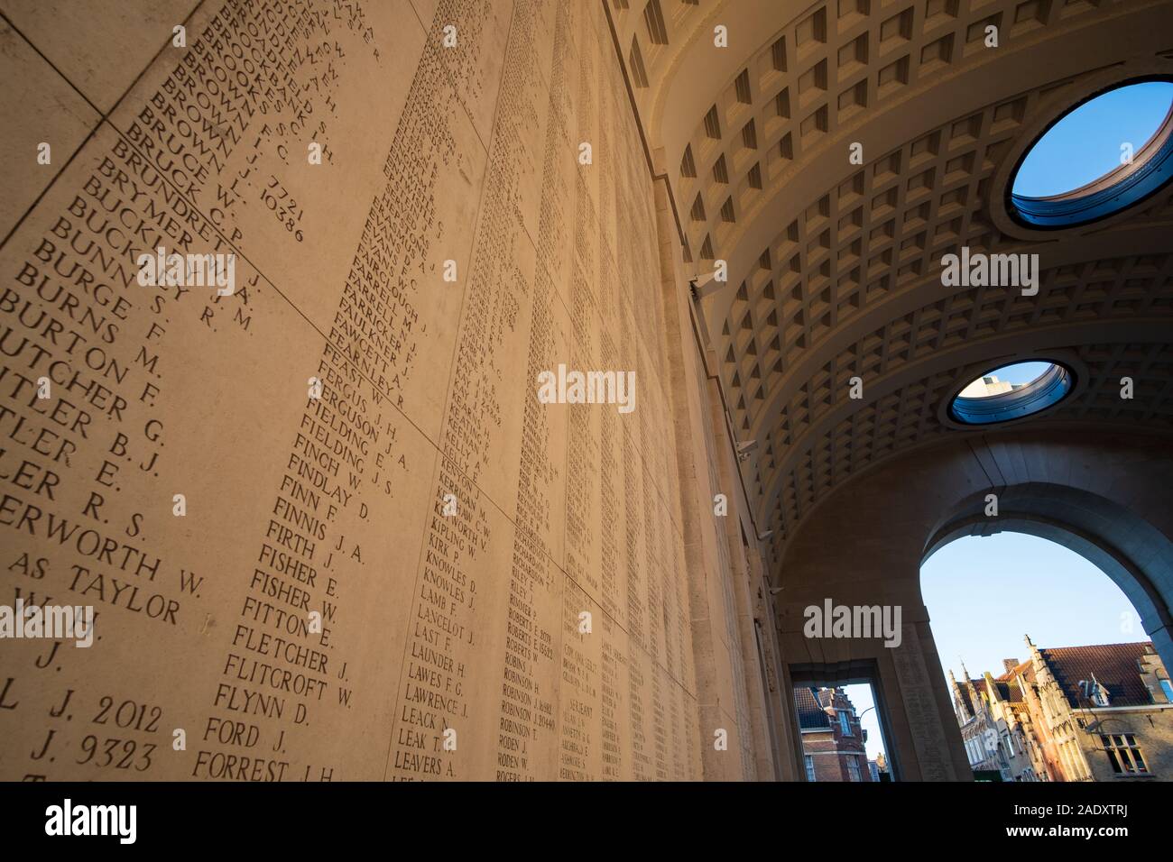 Names of the missing inscribed on the interior of the Menin Gate, Ypres Stock Photo