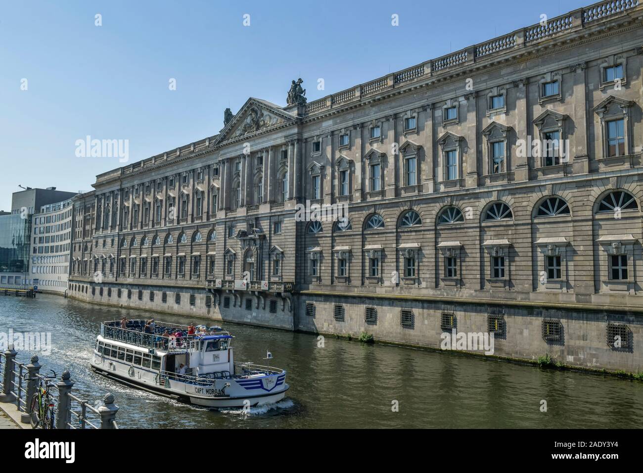 Zentral- und Landesbibliothek Berlin ZLB, Alter Marstall, Spree, Breite  Straße, Mitte, Berlin, Deutschland Stock Photo - Alamy
