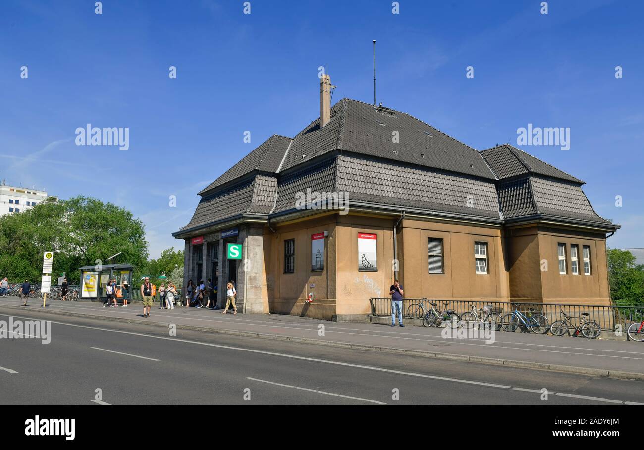 S-Bahnhof Witzleben ICC Messe Nord, Westend, Charlottenburg, Berlin, Deutschland Stock Photo
