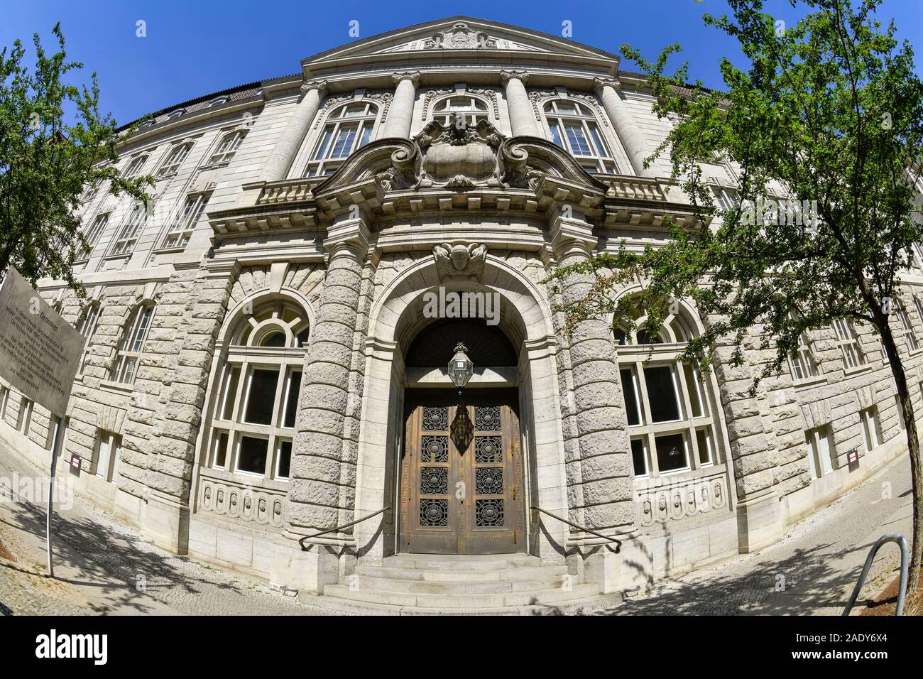 Ehemaliges Reichskriegsgericht, Witzlebenstraße 4 - 10, Charlottenburg, Berlin, Deutschland Stock Photo
