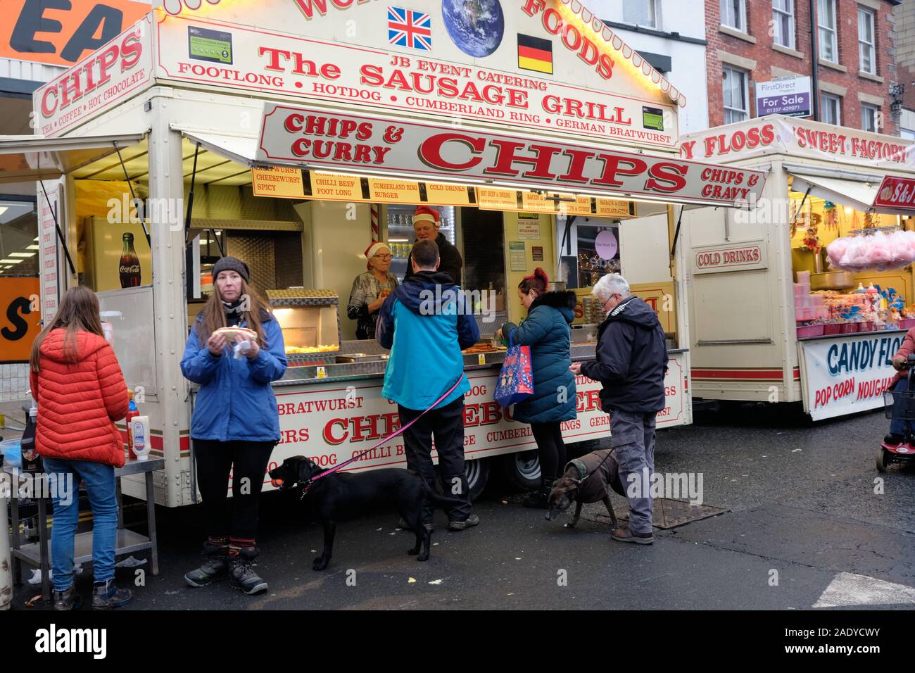 Chorley, Lancashire, England : Street food stalls at the Christmas Market. Stock Photo