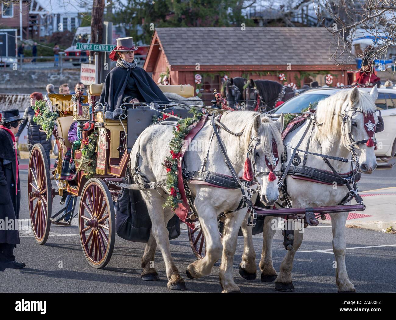 Clinton, NJ, USA.  - Nov. 30, 2019. Christmas decorated carriage ride in the Dickens Days event in Clinton NJ Stock Photo