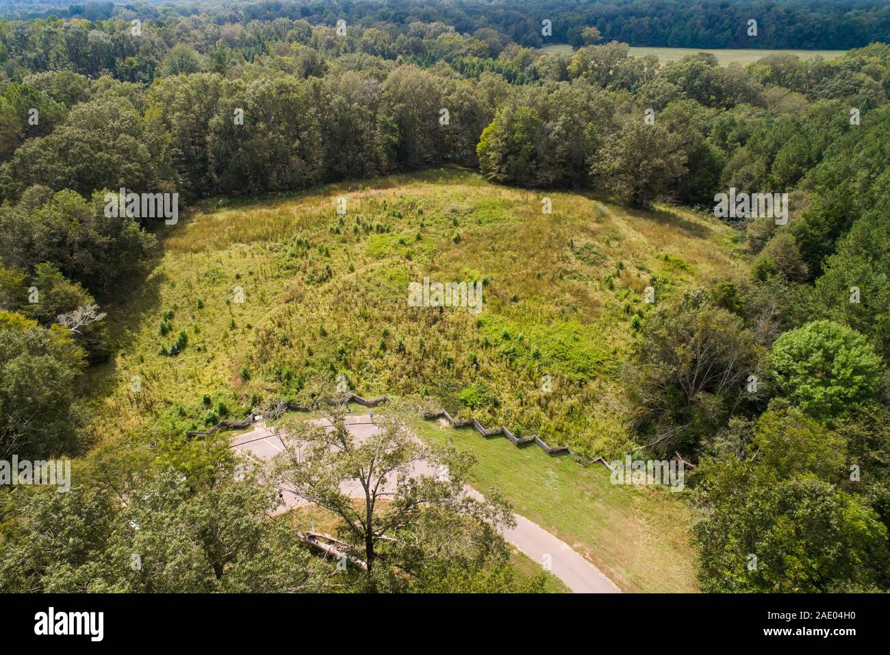 Magnum indian Mound on the Natchez Trace Parkway Mississippi MS  also known as the 'Old Natchez Trace', is a historic forest trail within the United S Stock Photo