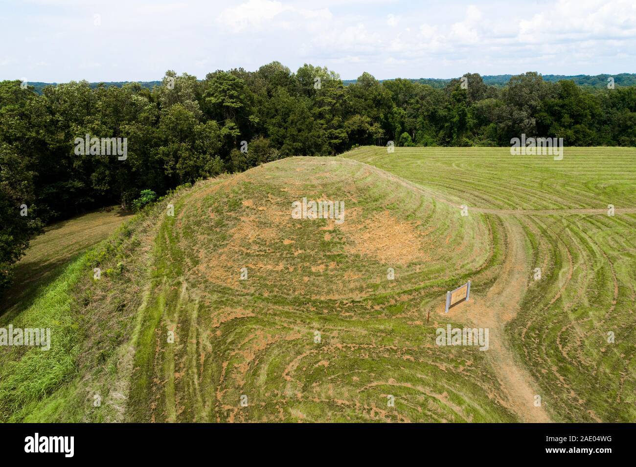 Emerald Natchez indian Mound on the Natchez Trace Parkway Mississippi