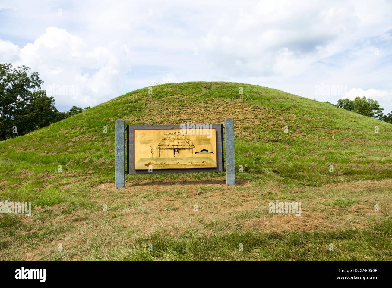 Emerald Natchez indian Mound on the Natchez Trace Parkway Mississippi
