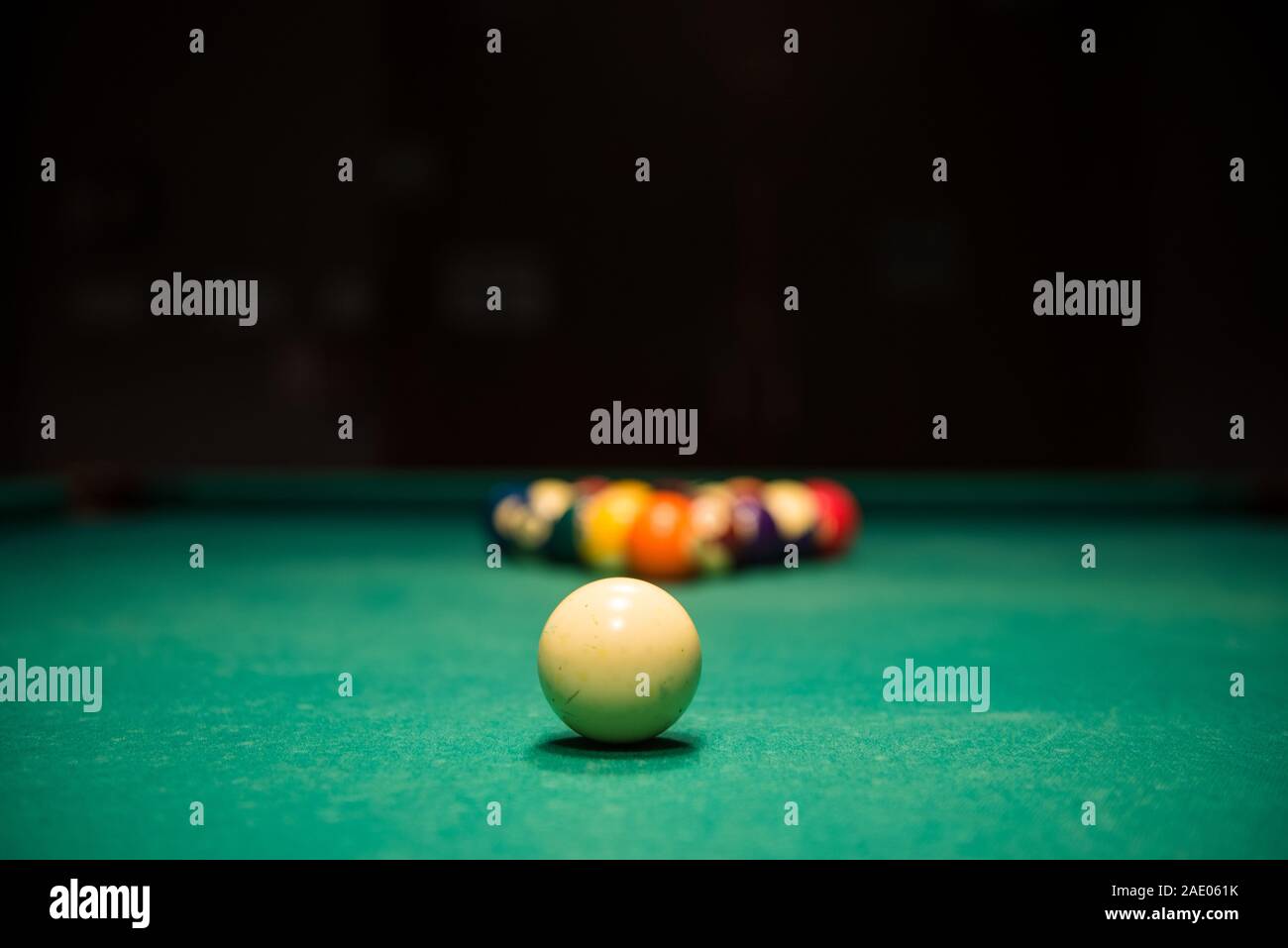 Pool table ball set up hires stock photography and images Alamy