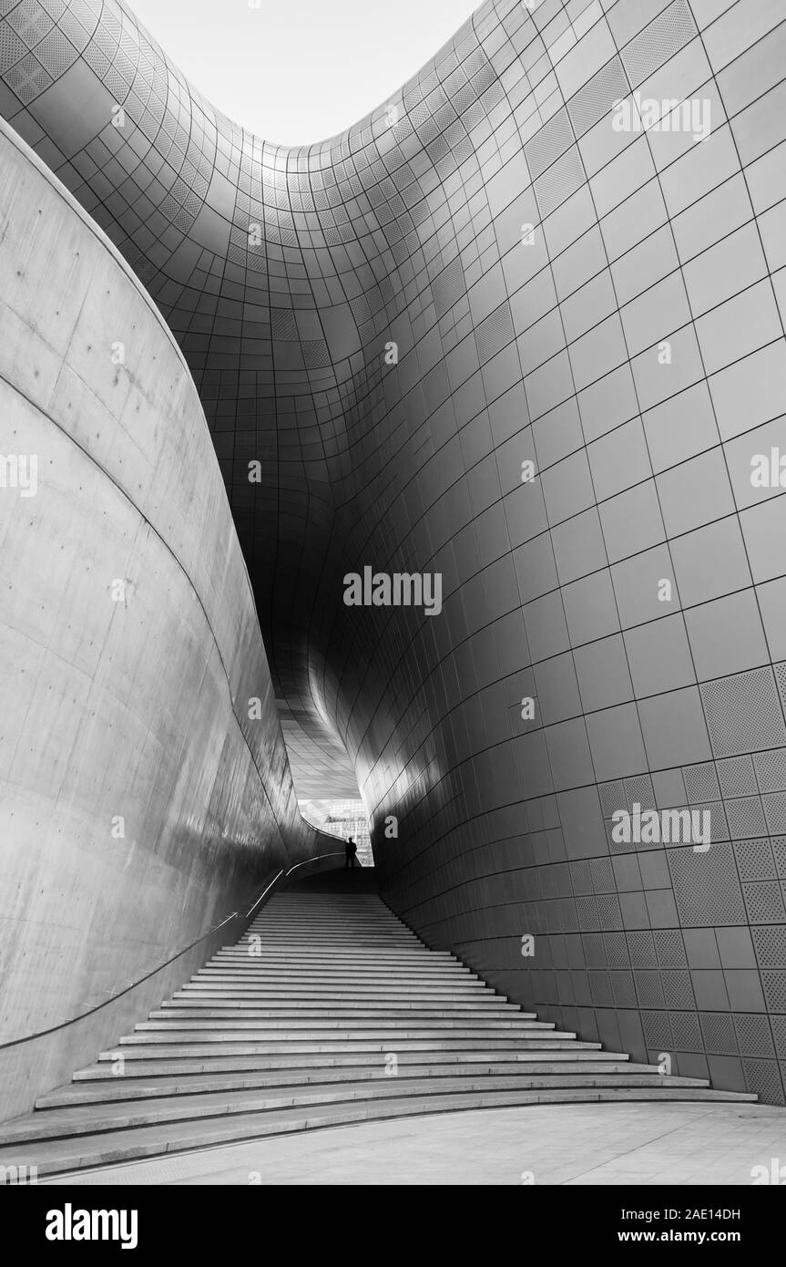 DEC 11, 2015 Seoul, South Korea - Dongdaemun design plaza or DDP modern free from building architecture in black and white with metalic entrance tunne Stock Photo