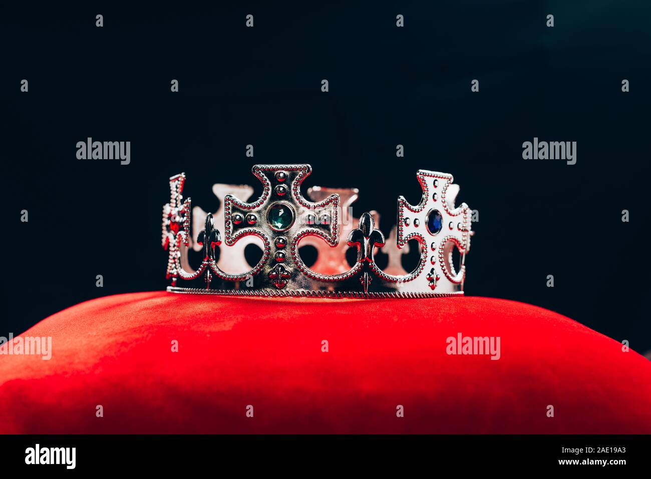 Luxury antique jewels gemstones hi-res stock photography and images - Alamy