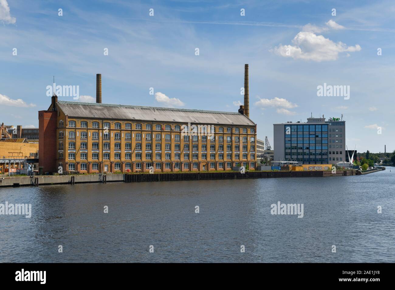 Ehemalige Lagerhalle Kabelwerke Oberspree KWO, Oberschöneweide, Treptow-Köpenick, Berlin, Deutschland Stock Photo