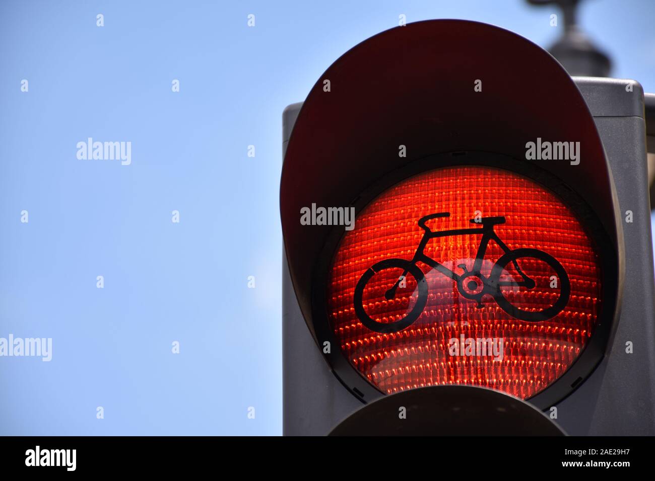 Bicycle traffic light hires stock photography and images Alamy