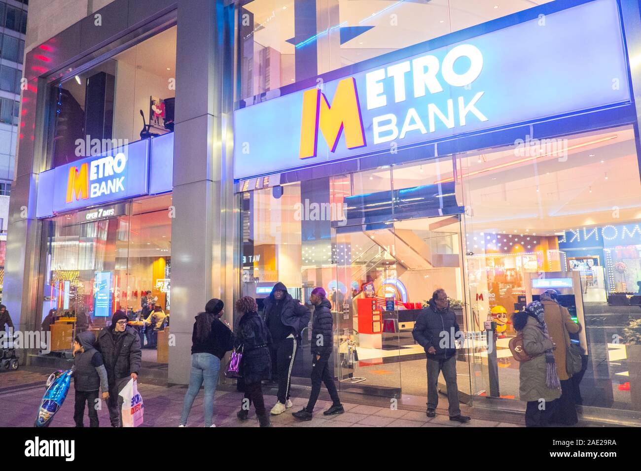 Metro Bank,finance,banking,sector,in,City,centre,of,Birmingham,West Midlands,Midlands,England,English,GB,Britain,British,UK Stock Photo