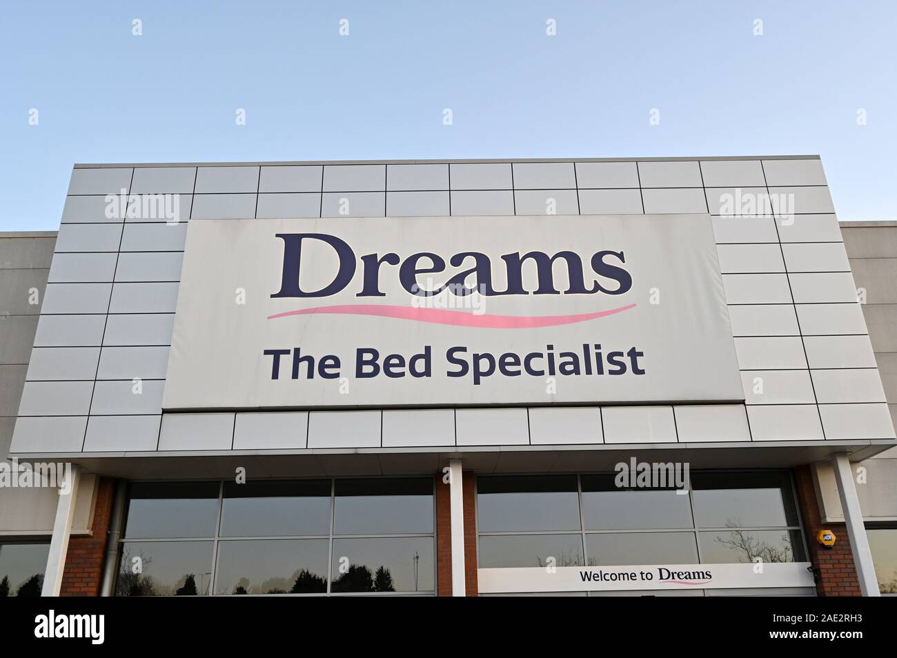 Customer in dreams bed store hires stock photography and images Alamy