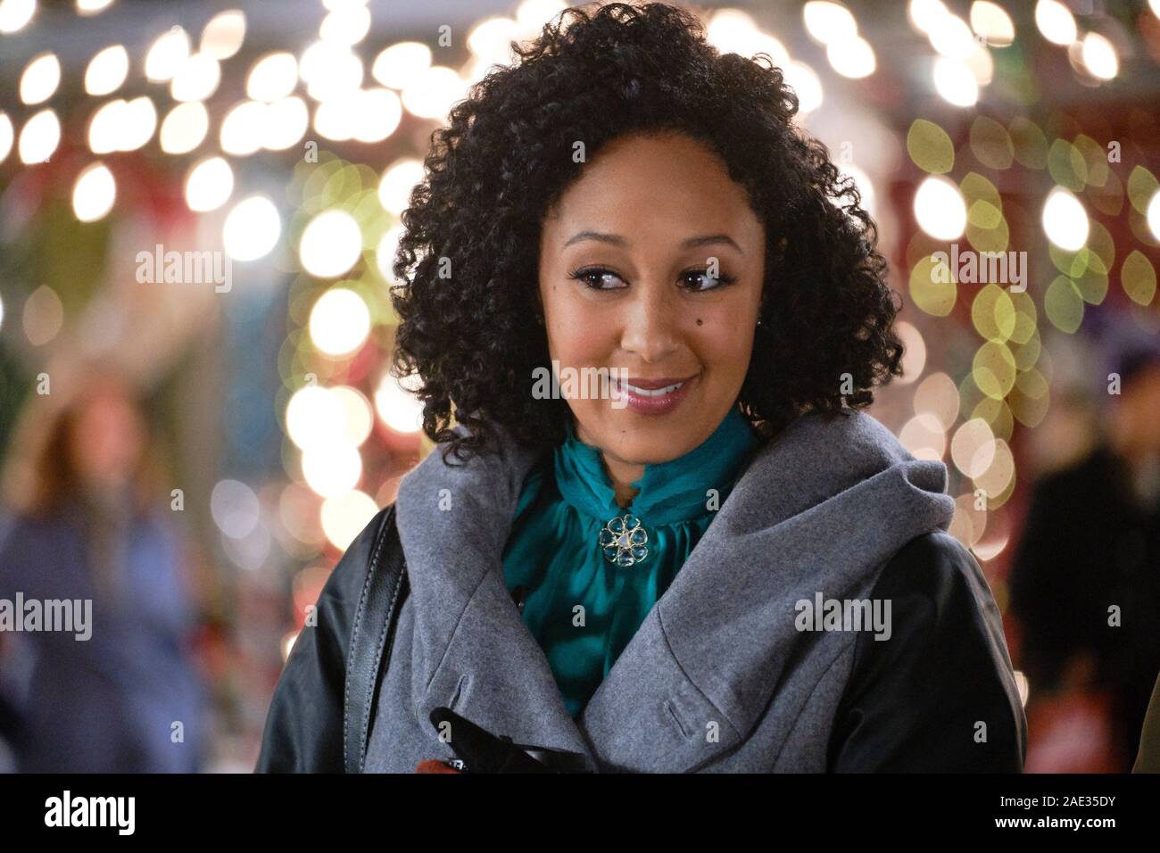 A CHRISTMAS MIRACLE, Tamera MowryHousley, (aired Nov. 14, 2019). photo