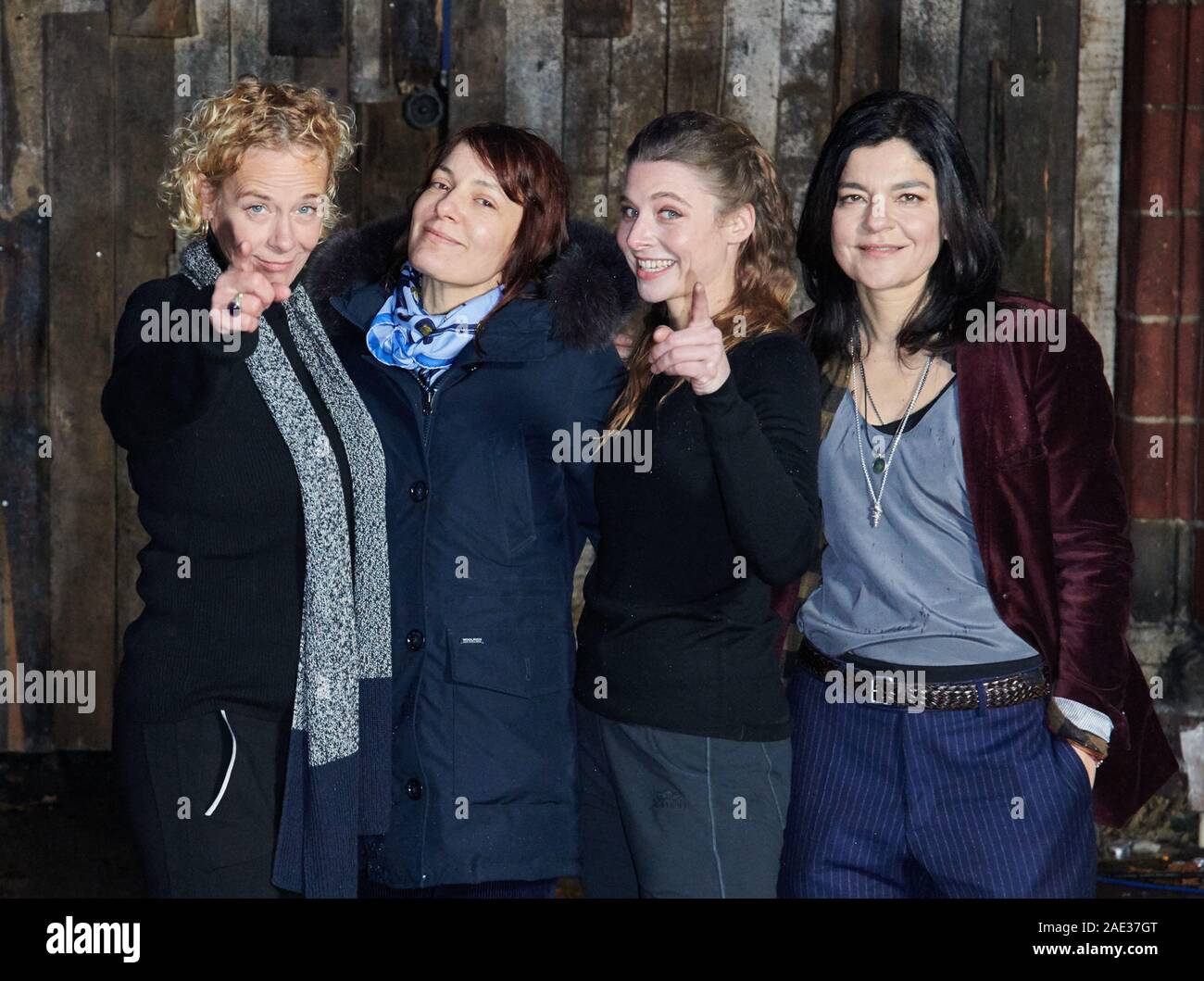 Dpa actresses l r hi-res stock photography and images - Page 2 - Alamy