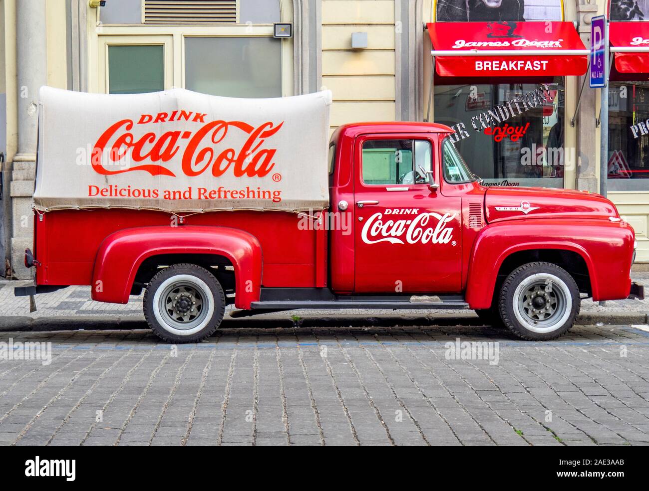 Coca-Cola Classic Truck Coca-Cola Classic Truck