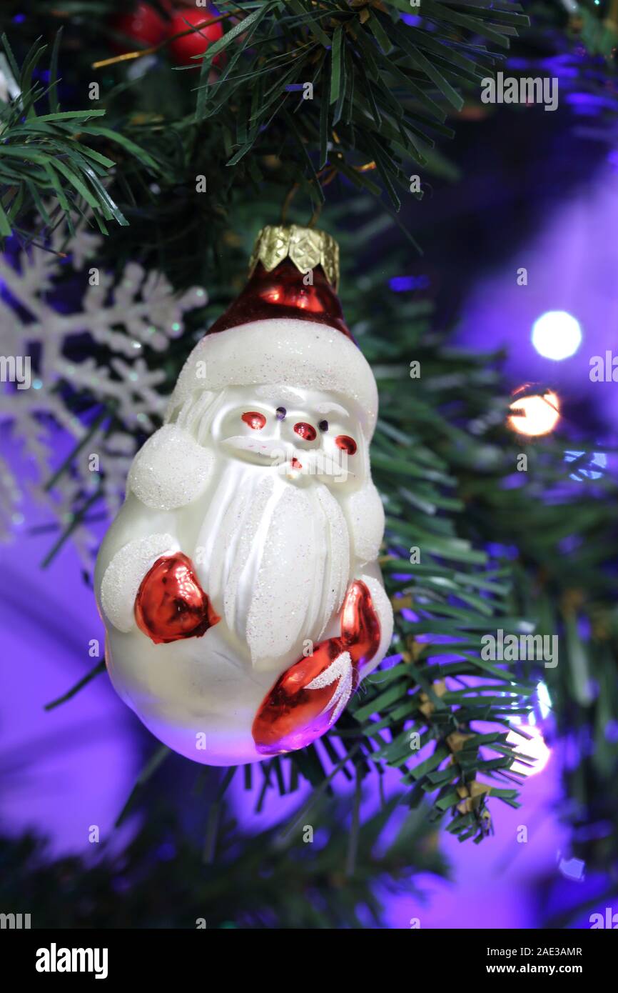 Expensive House Christmas Tree High Resolution Stock Photography And Images Alamy
