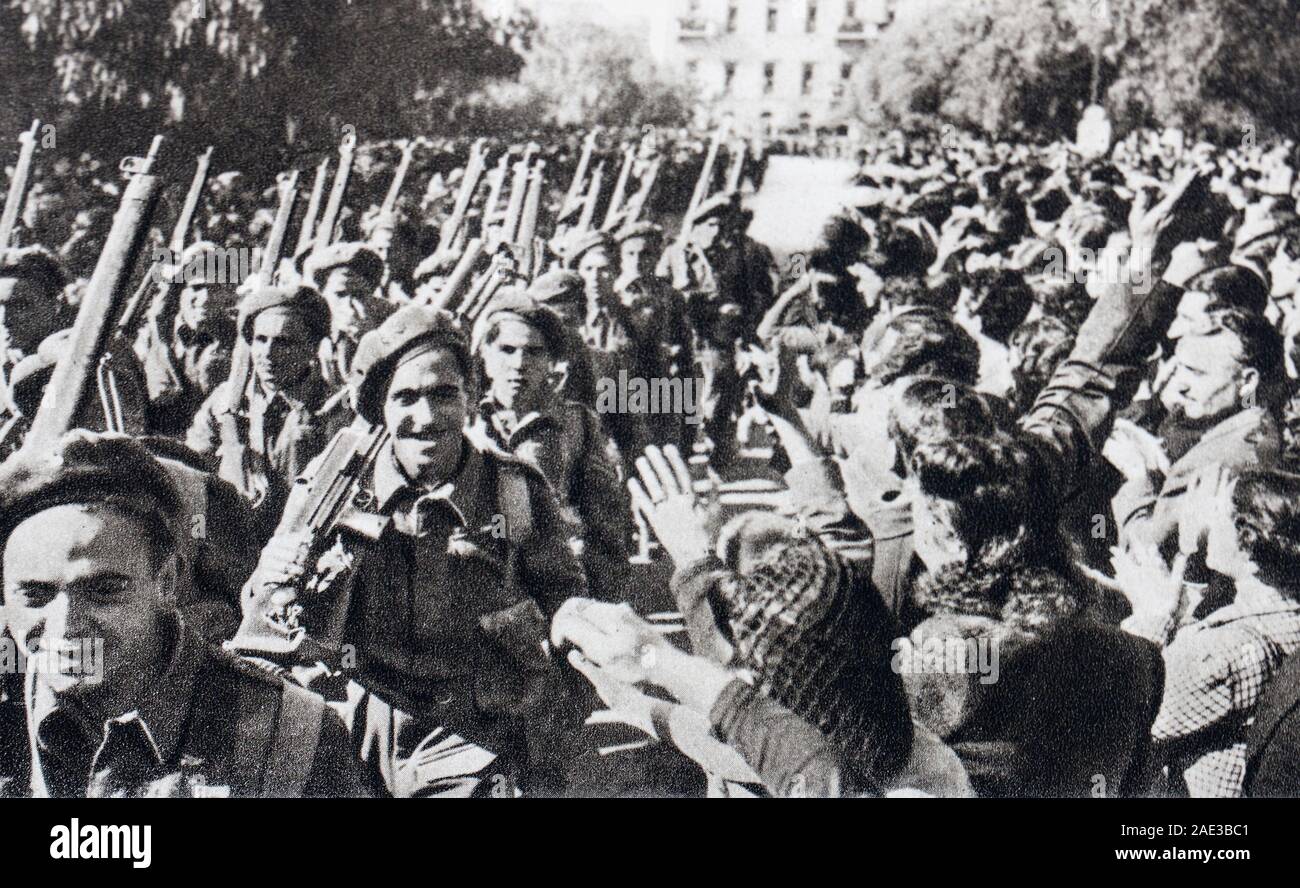 The Liberation of Greece. The Athenian population acclaims the Greek troops, who have just liberated the capital. Stock Photo