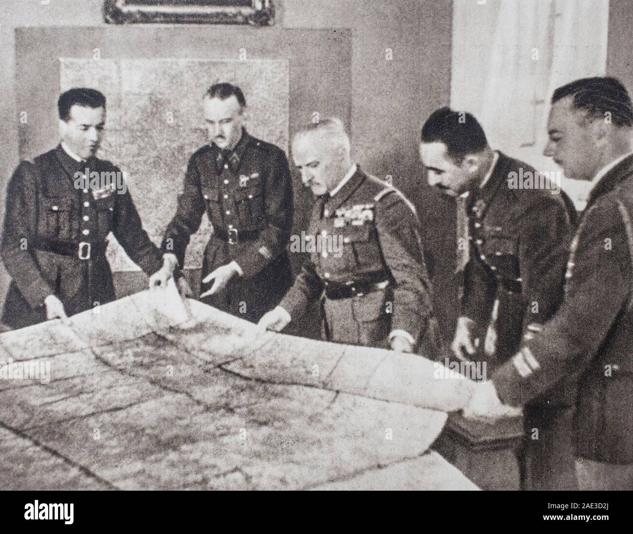 At the headquarters of one of the French armies in position on the northern border. The general commander of armee and his chief of staff discuss the Stock Photo