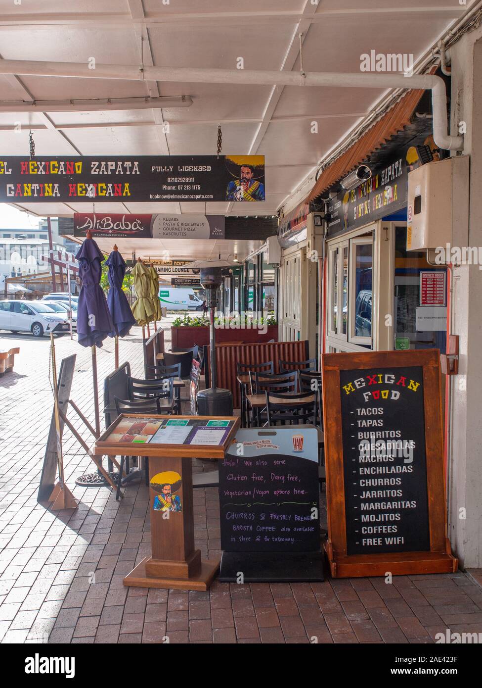 Table And Chairs Outside A Cafe In Rotorua Stock Photo Alamy