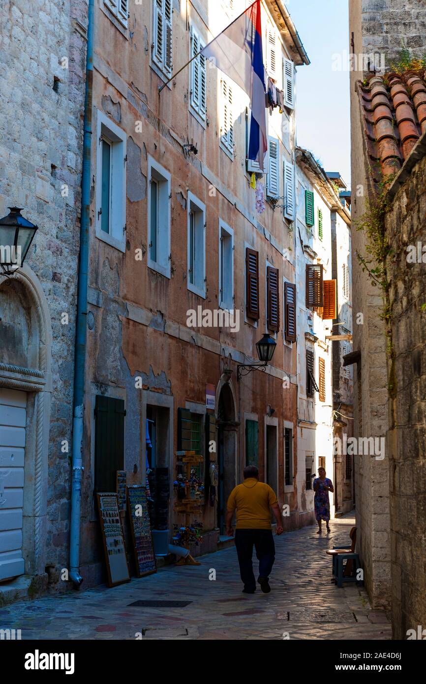 The lane behind the cathedral: Zanatska ulica, Stari Grad, Kotor, Montenegro Stock Photo