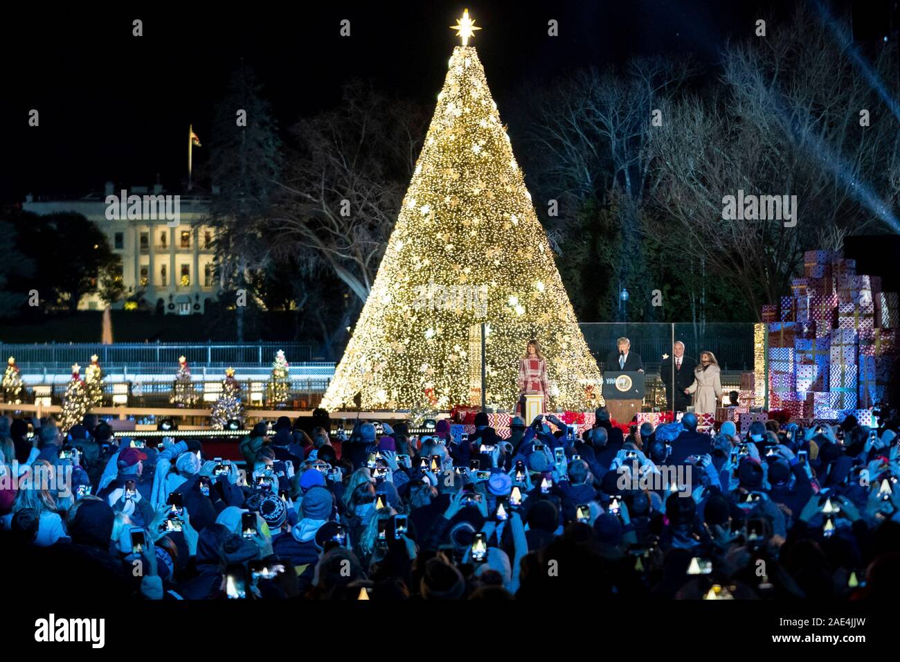 Washington DC, USA. 05 December, 2019. U.S President Donald Trump and First Lady Melania Trump during the 97th annual National Christmas Tree Lighting 2019 ceremony on the Ellipse December 5, 2019 in Washington, D.C. Credit: Andrea Hanks/White House Photo/Alamy Live News Stock Photo