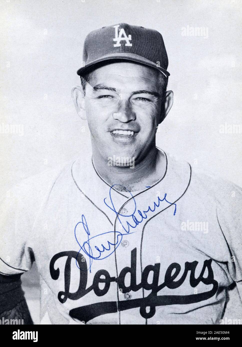 Vintage autographed black and white souvenir photo of Los Angeles Dodgers player Clem Labine circa 1958. Stock Photo