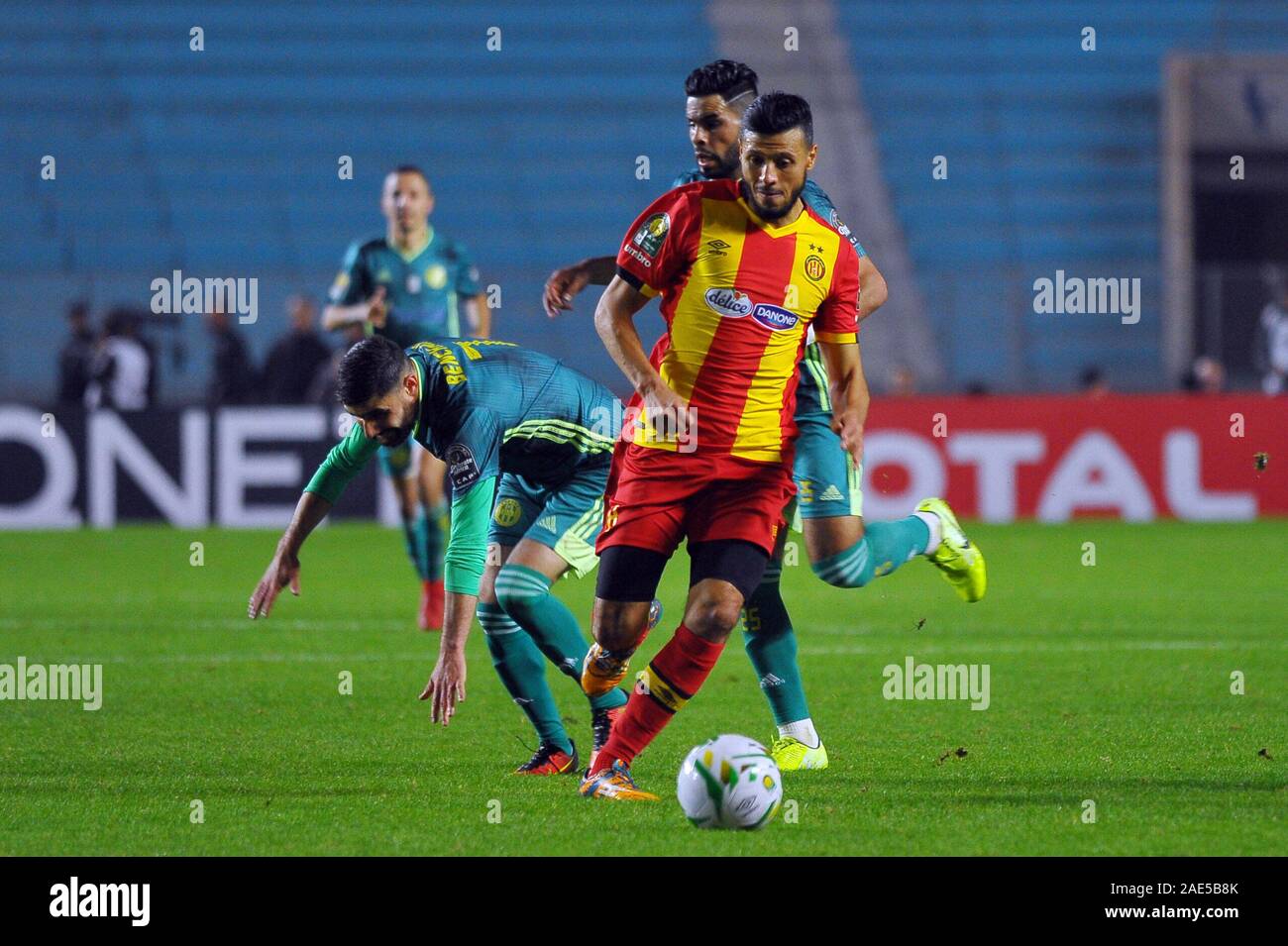 Rades, Tunis. 6th Dec, 2019. Anis Badri (8) of EST in action 