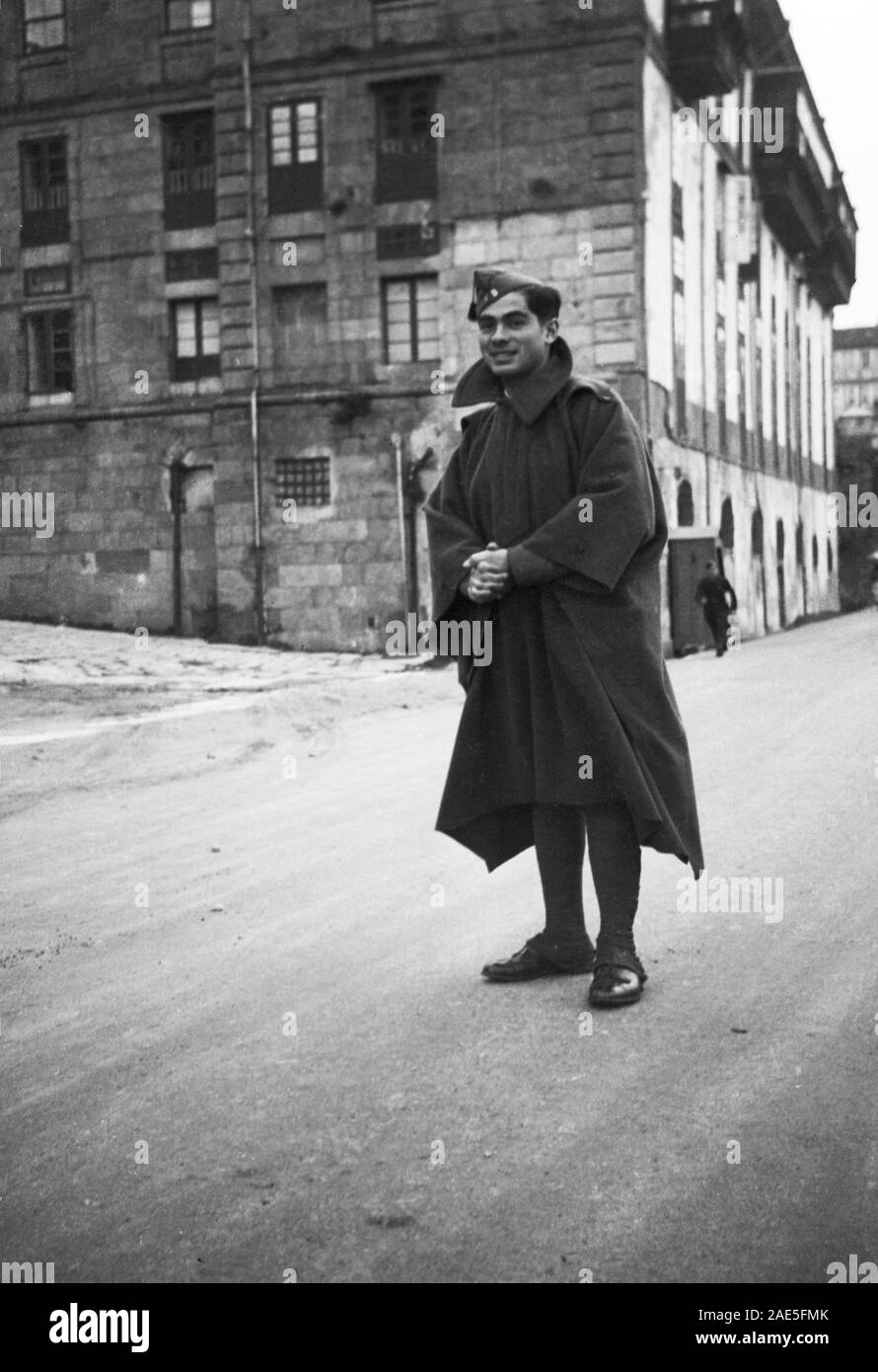 Flechas negras guerra civil española Black and White Stock Photos \u0026 Images  - Alamy, image size:890x1390