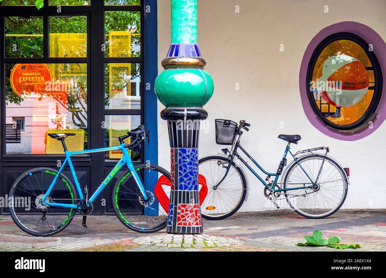 two hubs bike shop