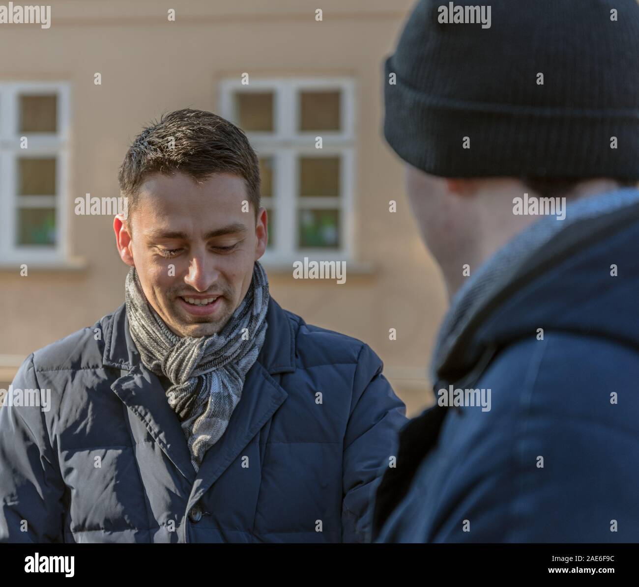 Silhouette two men talking hi-res stock photography and images - Alamy