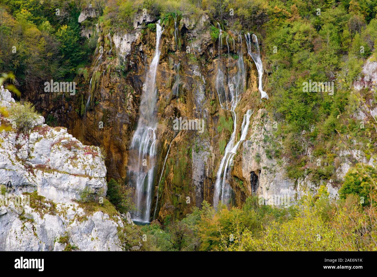 Great Waterfall at Lower Lakes, the highest waterfall in Plitvice Lakes National Park (Plitvička Jezera), Croatia Stock Photo